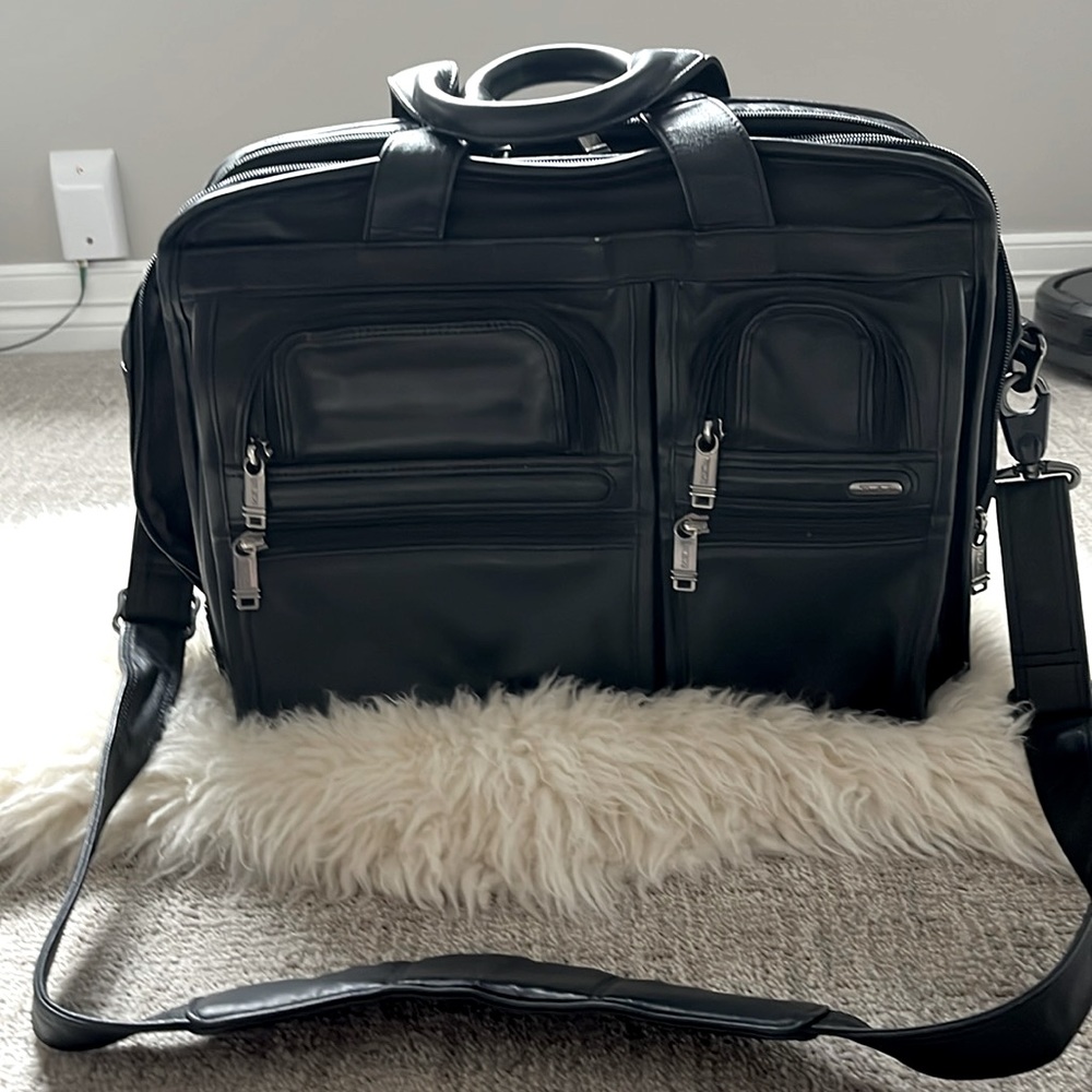 TUMI - Business Bag 96141D4 Black Leather